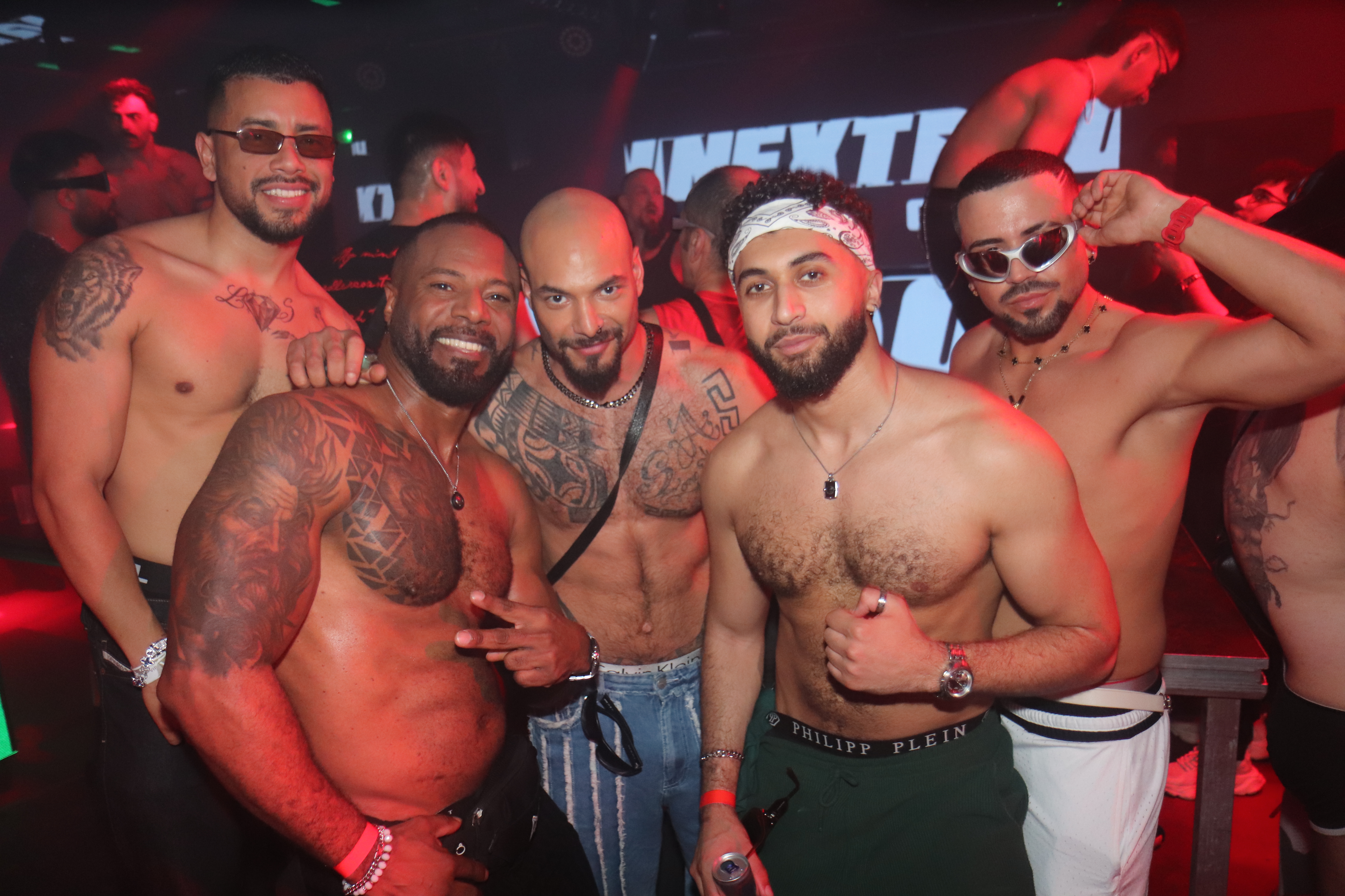 Circuit party vibes on the dancefloor at NEXTDOOR queer party Cologne
